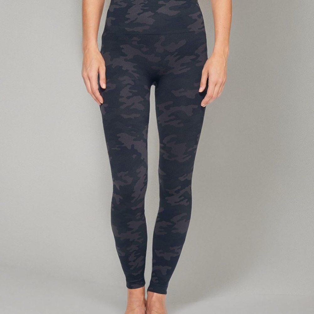 SPANX Women’s Camouflage Leggings NWOT